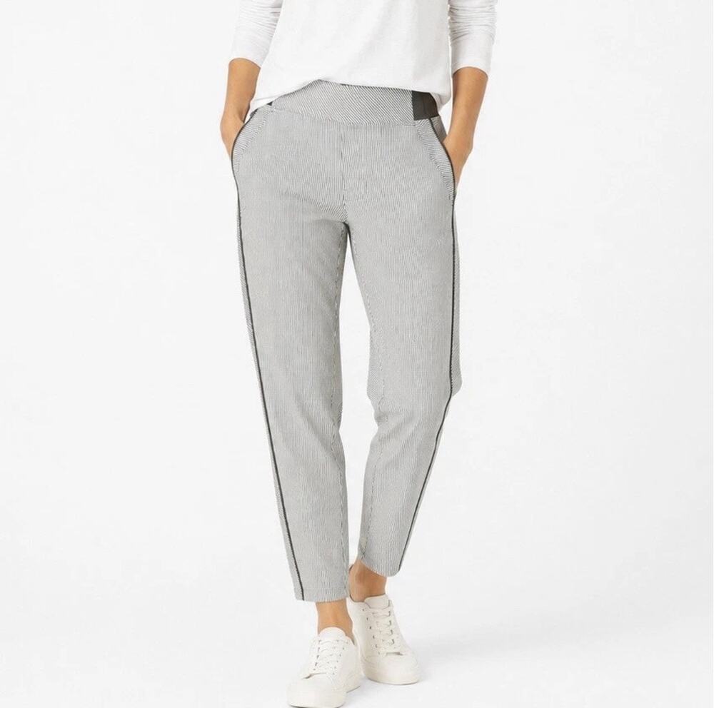 Athleta Brooklyn Textured Ankle Pants City Stripe White Gray Size 16 Athleisure